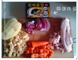 风味别样的李府韩式炸酱面짜장면~的做法步骤：1