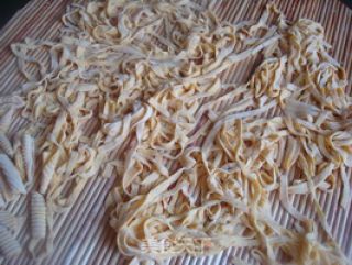 【南瓜的花样年华】雪菜肉丝南瓜面的做法步骤：7