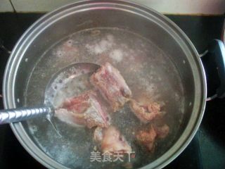 玉米炖排骨的做法步骤：5
