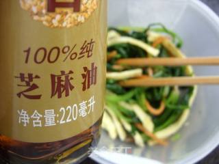 换种吃法--------凉拌菠菜鸡蛋的做法步骤：9