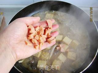 蟹味菇烧豆腐的做法步骤：7