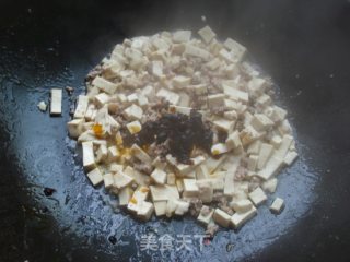 牛肉豆腐丁的做法步骤：6