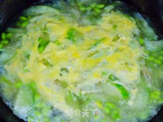【养生汤煲】简单鲜美也养生---丝瓜毛豆蛋花汤的做法步骤：9