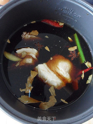 【卤类】在家自制卤肉，卤蛋 （附快速煮鸡蛋的方法）的做法步骤：15