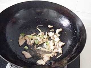 清爽的荤菜----萝卜肉炖粉丝的做法步骤：6