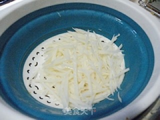 清炒藕丝的做法步骤：6