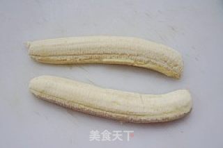 香蕉肉松燕麦粥的做法步骤：2