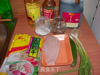 炒米粉的做法步骤：1