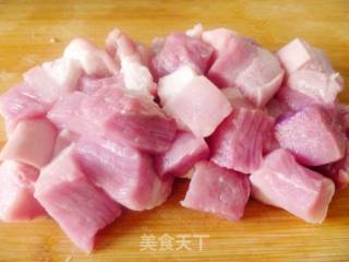 【怡汝私房宴请菜】家常红烧肉的做法步骤：2