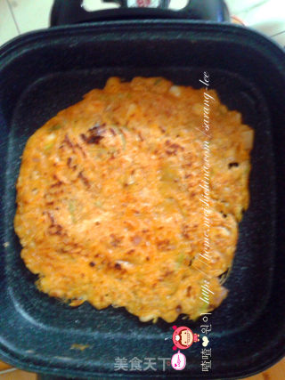 朝鲜美食—美味辣白菜饼 김치전的做法步骤：9