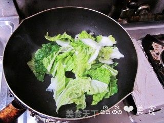 鸡肉豆腐味增锅的做法步骤：3