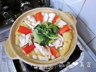 鸡肉豆腐味增锅的做法步骤：11