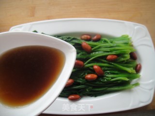 最爱红脸蛋－－芝麻花生菠菜的做法步骤：9
