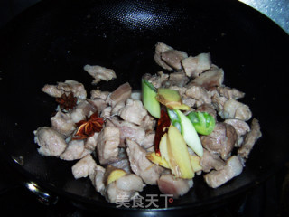 白萝卜炖猪肉的做法步骤：5