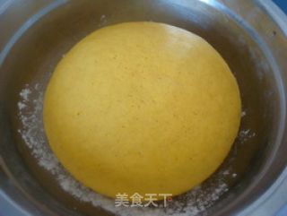 山寨面包——金牛角馒头的做法步骤：2
