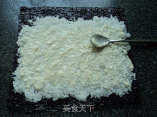 【蟹肉棒沙拉酱寿司】的做法步骤：16