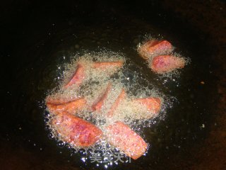 拔丝紫薯的做法步骤：4