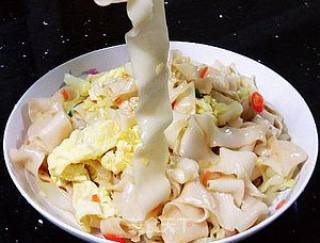 【随意的午餐】虾皮鸡蛋炒面的做法步骤：14
