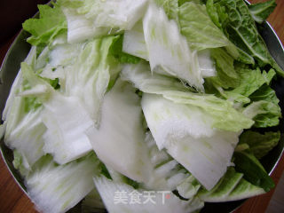 家常菜----鲜蘑烧白菜的做法步骤：1