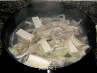 酸辣美味太阳蛋汤的做法步骤：7