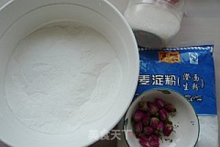 玫瑰蒸糕的做法步骤：1