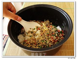 水乡特色饭---东莞中堂蚬肉饭的做法步骤：4