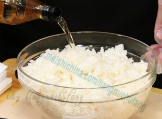 日式花の造型饭团的做法步骤：1