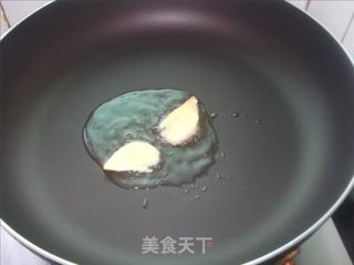 鱼骨牛奶   黄绿豆煲鱼骨汤的做法步骤：5