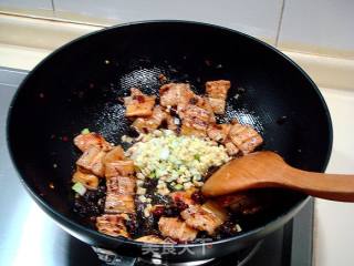 肉片干烧茭白的做法步骤：4