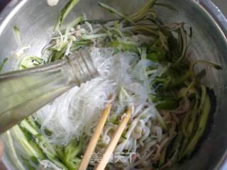 芥末金针菇的做法步骤：8