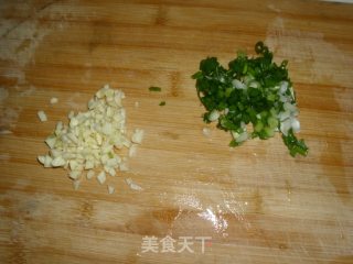 金针菇拌海带丝的做法步骤：2