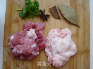 土豆烧肉的做法步骤：1