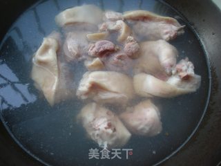 沙茶酱猪蹄的做法步骤：4
