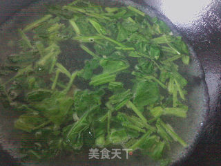 菠菜蛋花汤的做法步骤：4