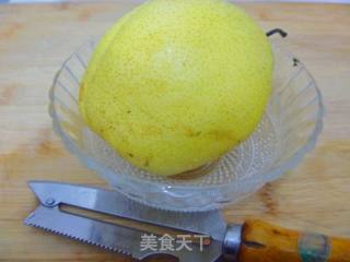 【养生汤煲】清热去噪梨皮汤的做法步骤：1
