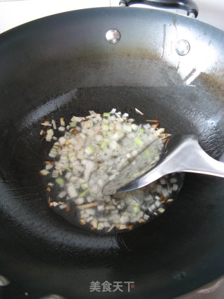 香葱玉米面花卷的做法步骤：5