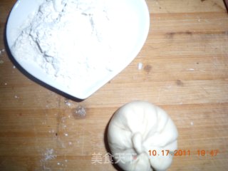香菇鲜肉蒸包的做法步骤：4