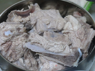 农家蒜香红烧排骨的做法步骤：1