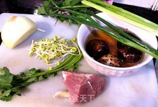 三香肉丝的做法步骤：1