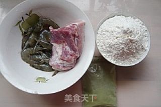 翡翠烧卖（绿茶）的做法步骤：1