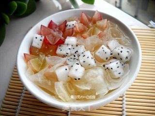 时令水果银耳羹的做法步骤：7