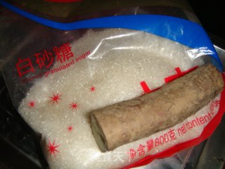 拔丝山药的做法步骤：1