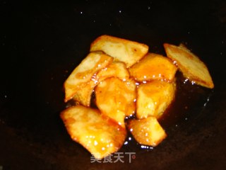 拔丝土豆的做法步骤：10
