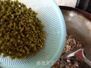 酸甜辣咸给力菜----------------酸豆角鸡杂的做法步骤：7