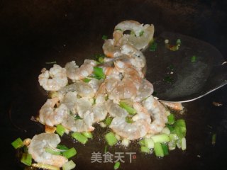 豆腐烧虾的做法步骤：4