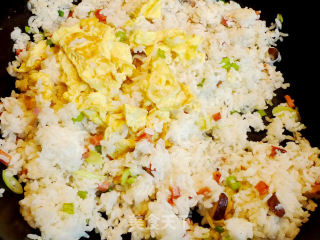 花样炒饭的做法步骤：6
