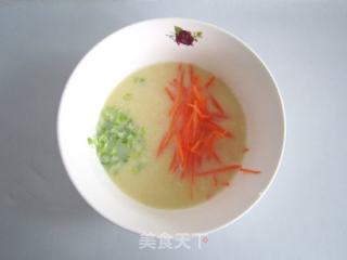 “熊样”玉米豆渣饼的做法步骤：2