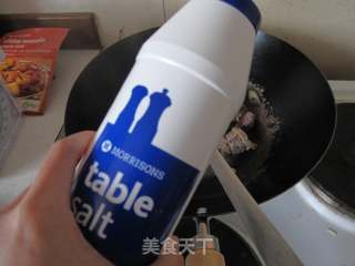 土豆烧牛腩的做法步骤：8