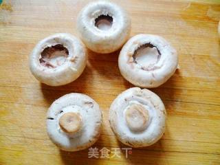 鲜菇烩豆腐的甜蜜时光的做法步骤：2