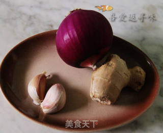 海鲜酱炒鸭肉的做法步骤：2